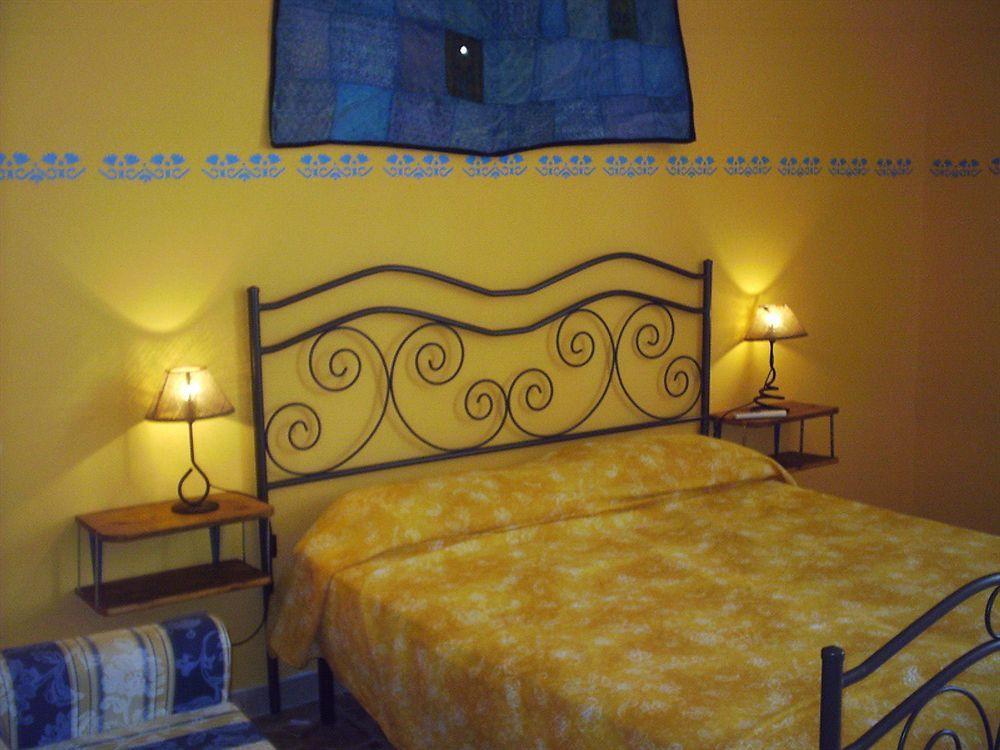 Emporium Bed & Breakfast กัสเตลลัมมาเร เดล โกลโฟ ภายนอก รูปภาพ
