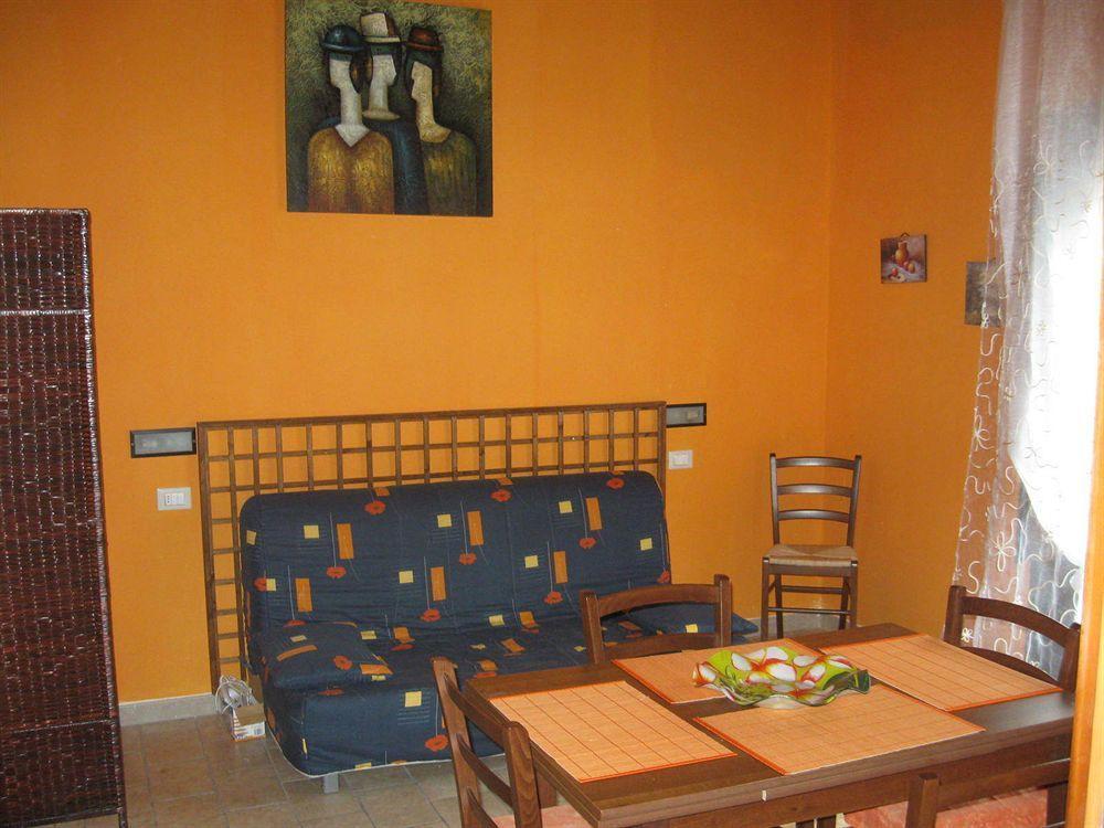 Emporium Bed & Breakfast กัสเตลลัมมาเร เดล โกลโฟ ภายนอก รูปภาพ