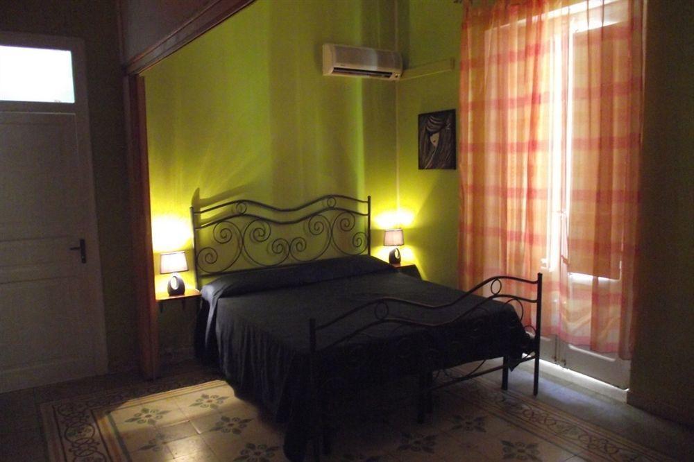Emporium Bed & Breakfast กัสเตลลัมมาเร เดล โกลโฟ ภายนอก รูปภาพ